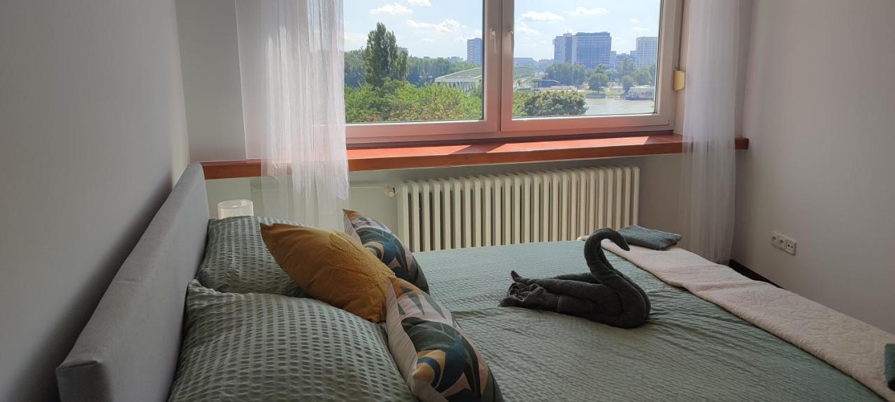 Danube Riverside Apartment With Quite Workplace Bratislava Exterior foto